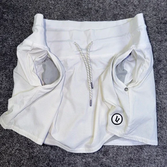 Vuori Volley Skirt Off White Athletic Tennis Pickleball Skort Womens Medium - Picture 7 of 11